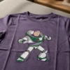 Camiseta Manga Curta Roxa Infantil Buzz Lightyear Toy Story mlc