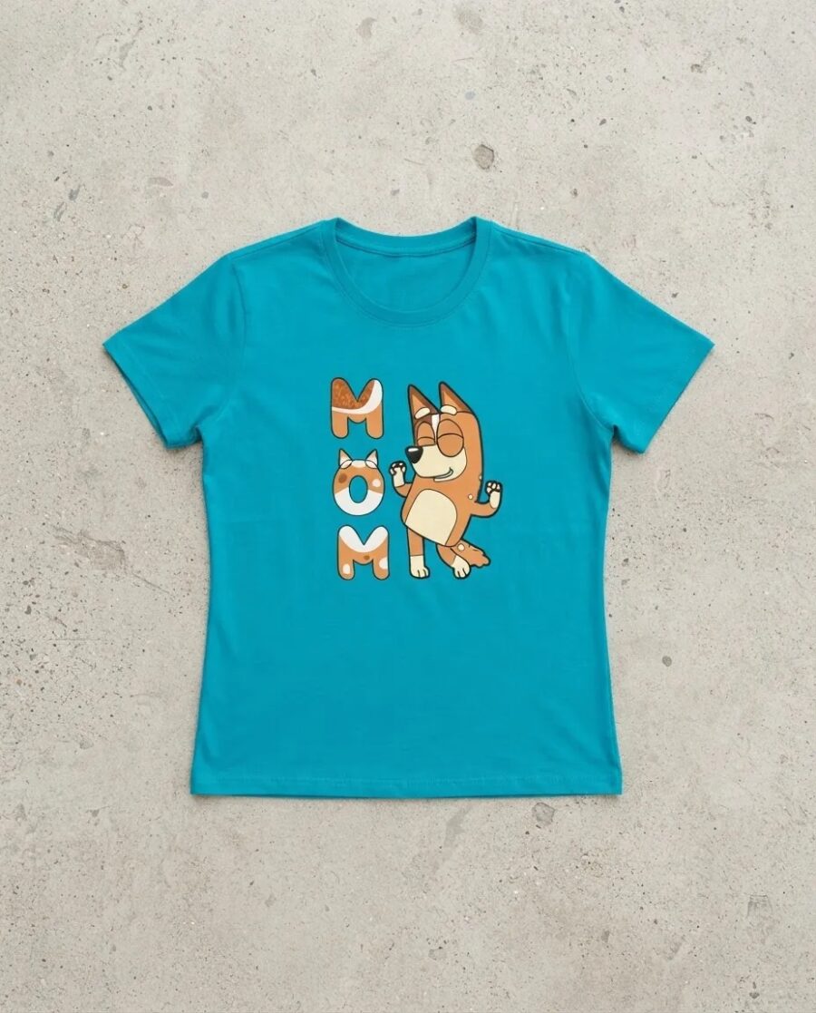 Camiseta Azul-turquesa Baby Look Feminina Bluey Mãe mlc