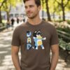 D_NQ_NP_2X_718519-MLA110673501665_042026-F-camiseta-masculina-rc-pai-bluey-bandit-tradicional Camiseta Masculina Desenho Pai Bluey Bandit Tradicional Cor Marrom mlc