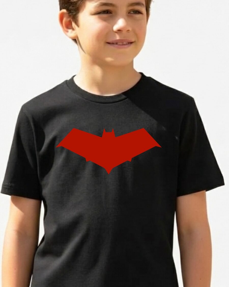 Camiseta Preta Infantil Capuz Vermelho mlc