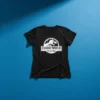 Camiseta Jurassic World Silhueta Baby Look Feminina Preta