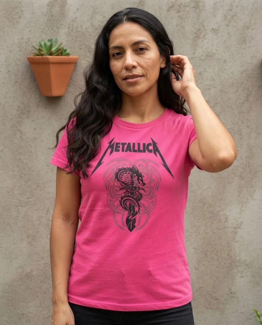 x Camiseta Rosa Banda Metallica ( Baby Look ) mlca